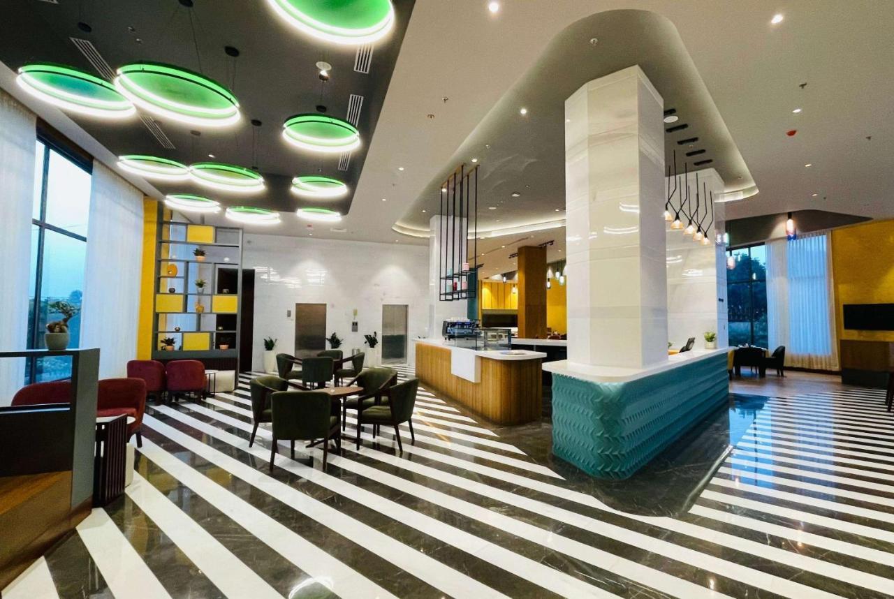 Ramada Encore By Wyndham Amritsar Airport Eksteriør bilde