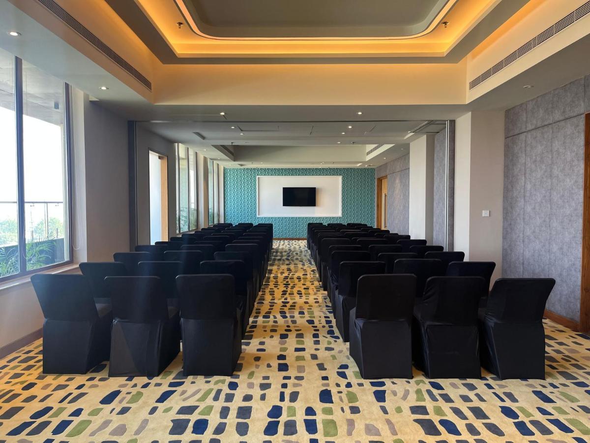Ramada Encore By Wyndham Amritsar Airport Eksteriør bilde