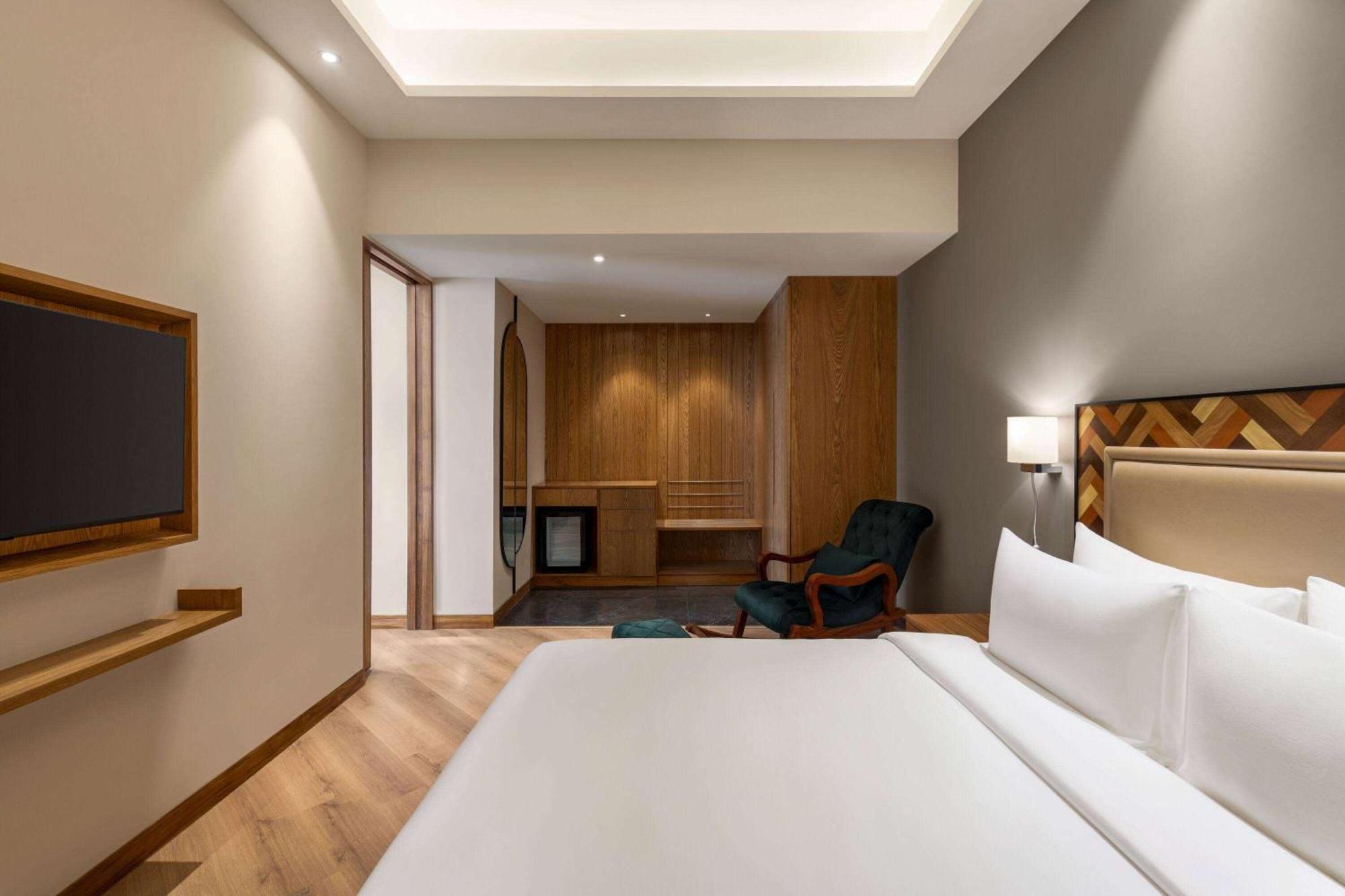 Ramada Encore By Wyndham Amritsar Airport Eksteriør bilde