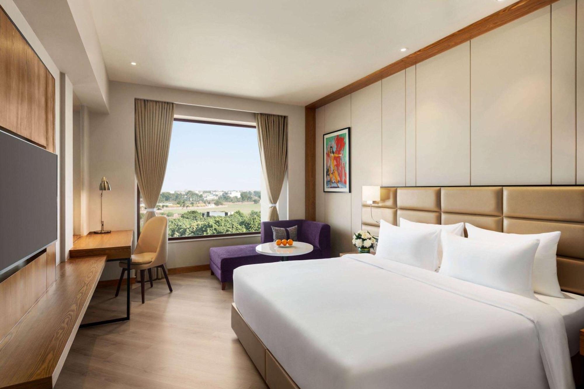 Ramada Encore By Wyndham Amritsar Airport Eksteriør bilde
