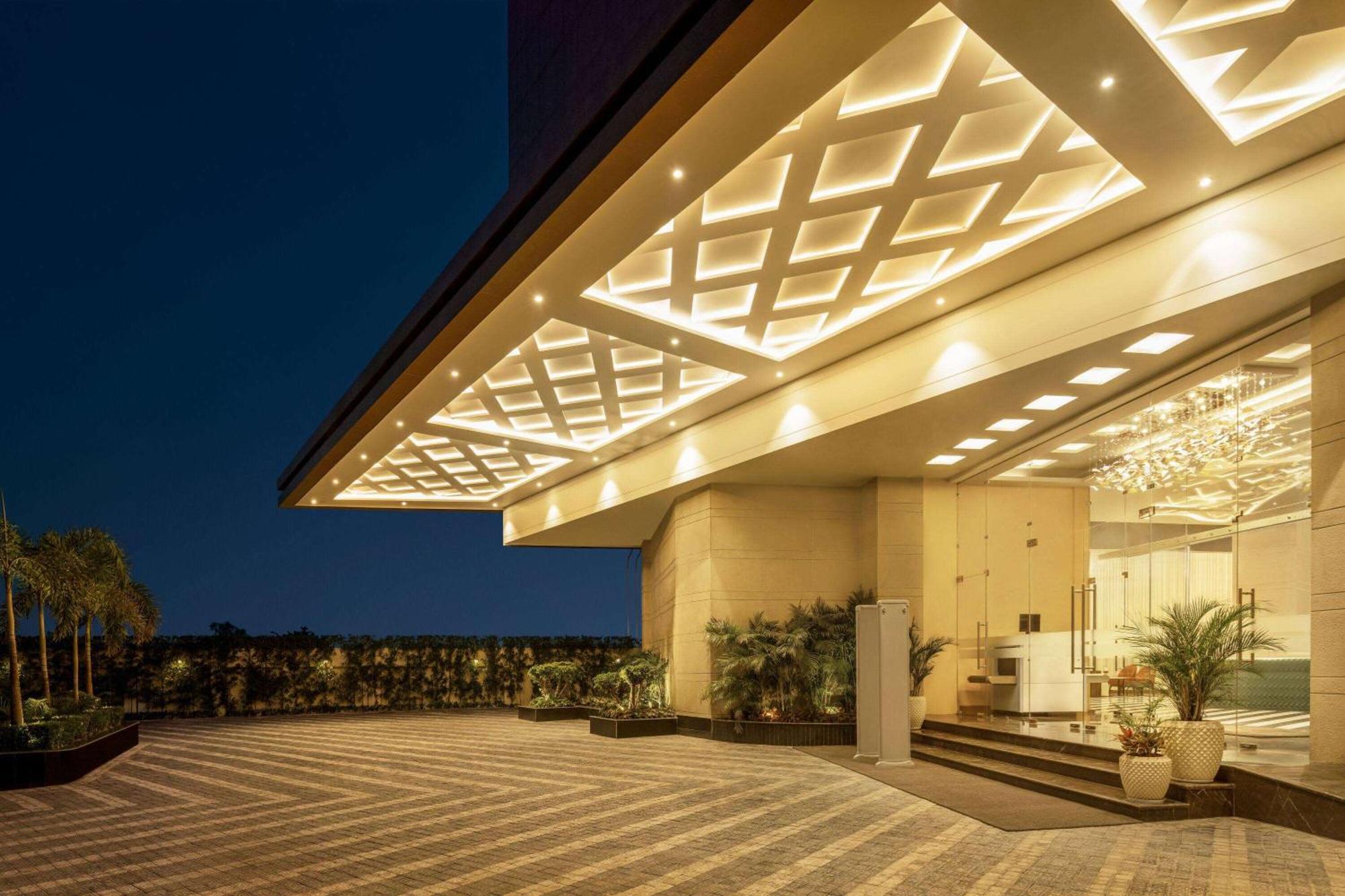 Ramada Encore By Wyndham Amritsar Airport Eksteriør bilde